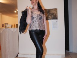 Fashion Show in der Contemplor Galerie Wien am 16. 03. 2024